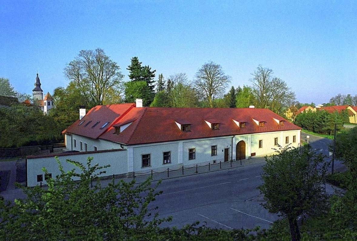 Hotel U Hrabenky Telc Exterior photo